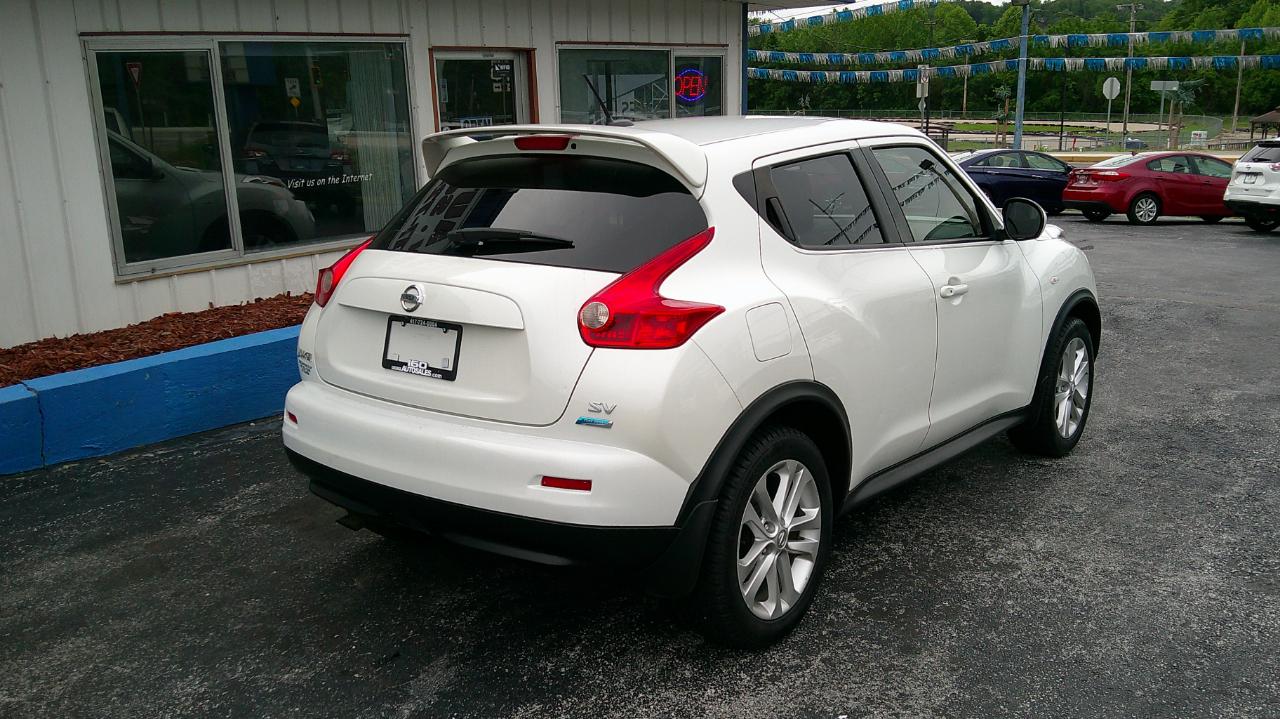 Nissan Juke 5dr Wgn CVT SV FWD 2013