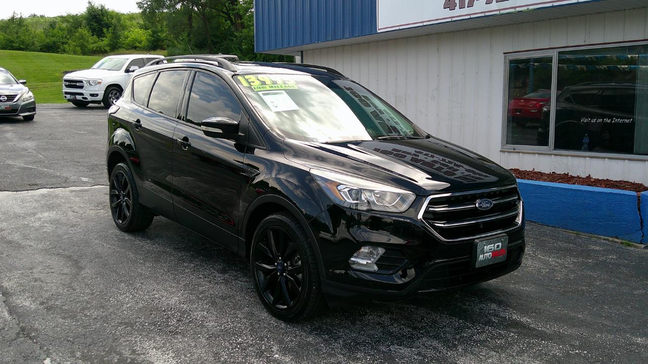 Ford Escape Titanium 4WD 2017
