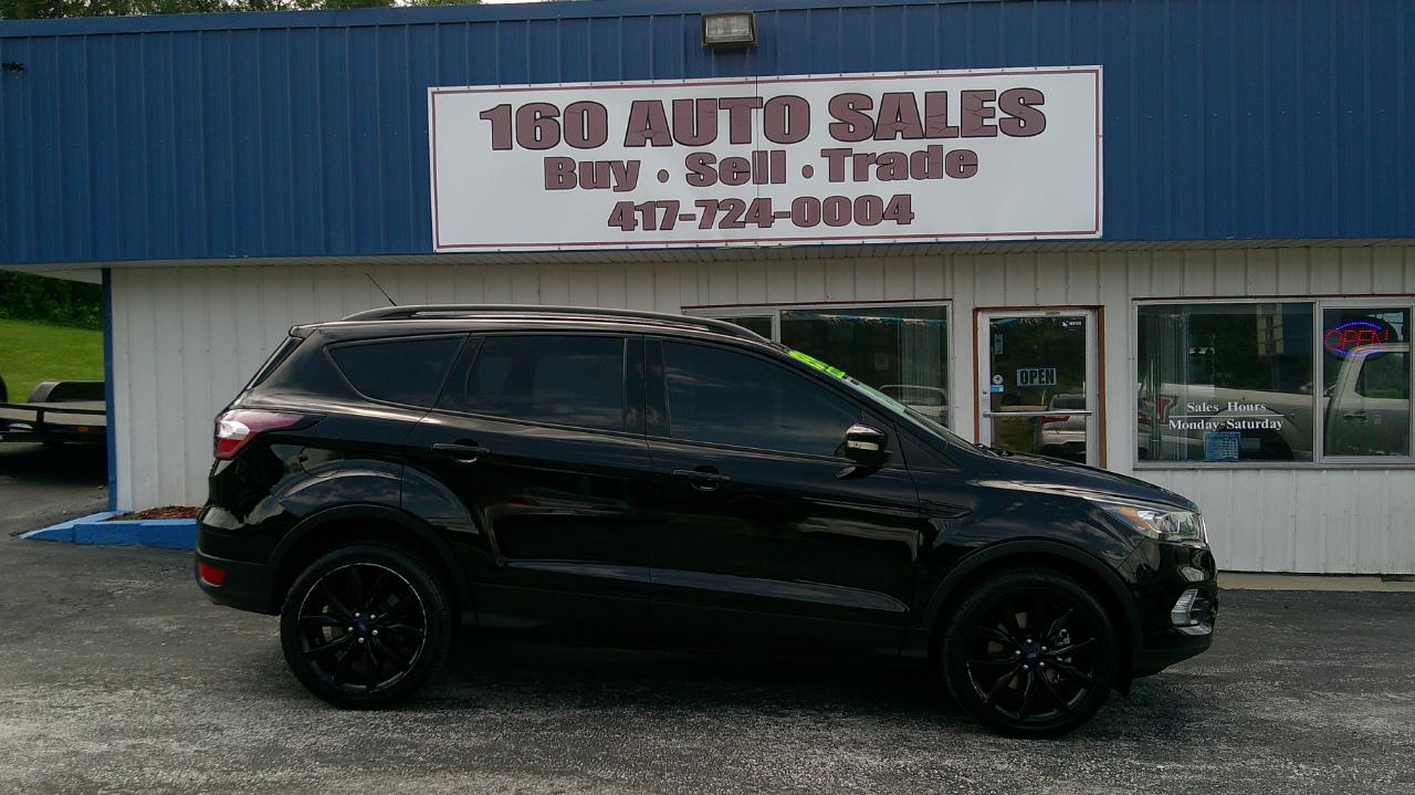Ford Escape Titanium 4WD 2017