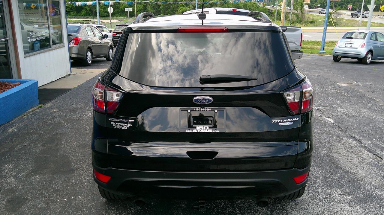 Ford Escape Titanium 4WD 2017