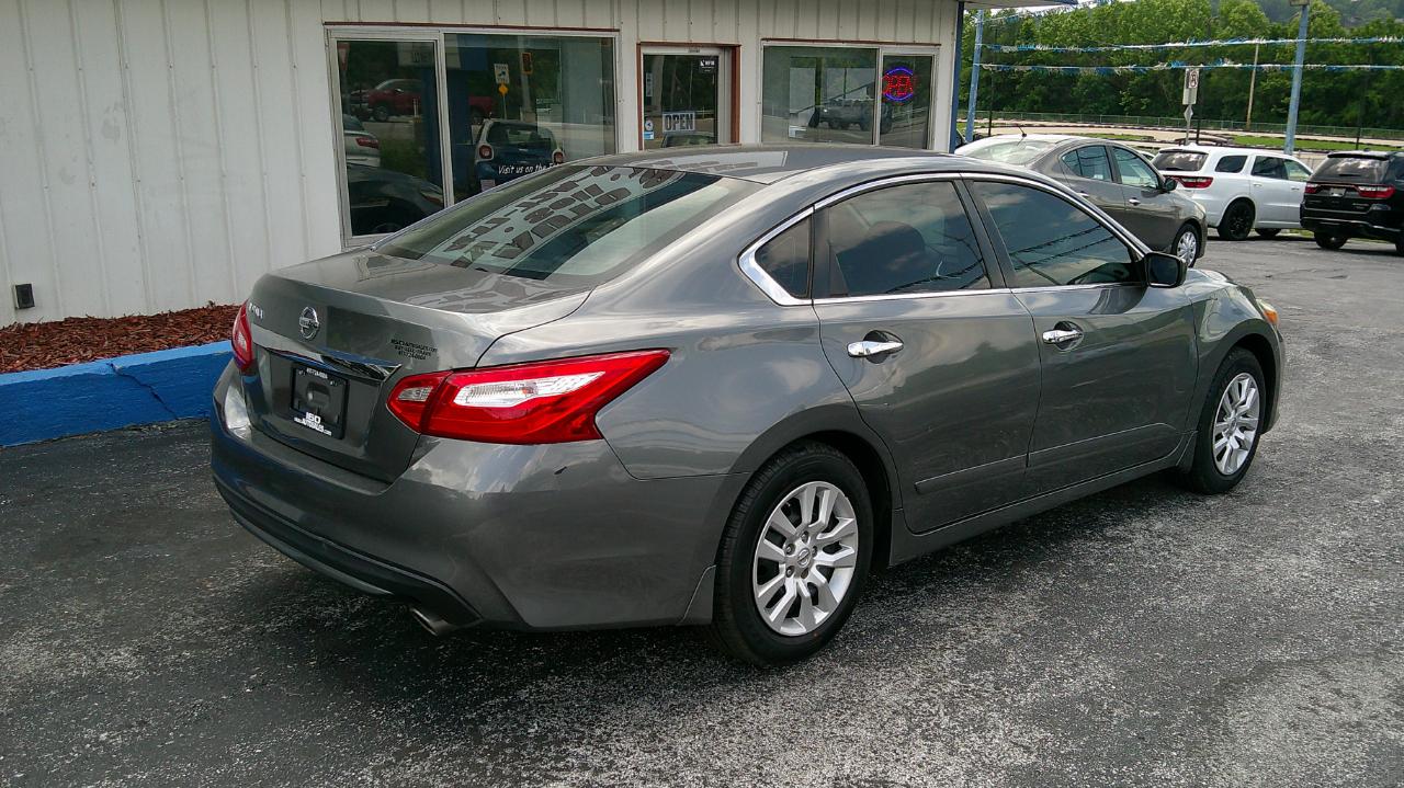 Nissan Altima 4dr Sdn I4 2.5 S 2016