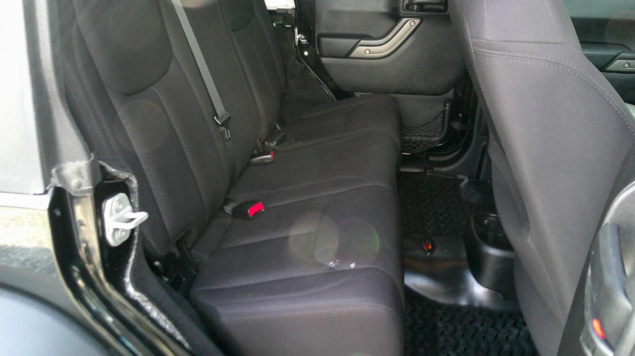Jeep Wrangler Unlimited 4WD 4dr Sport 2013