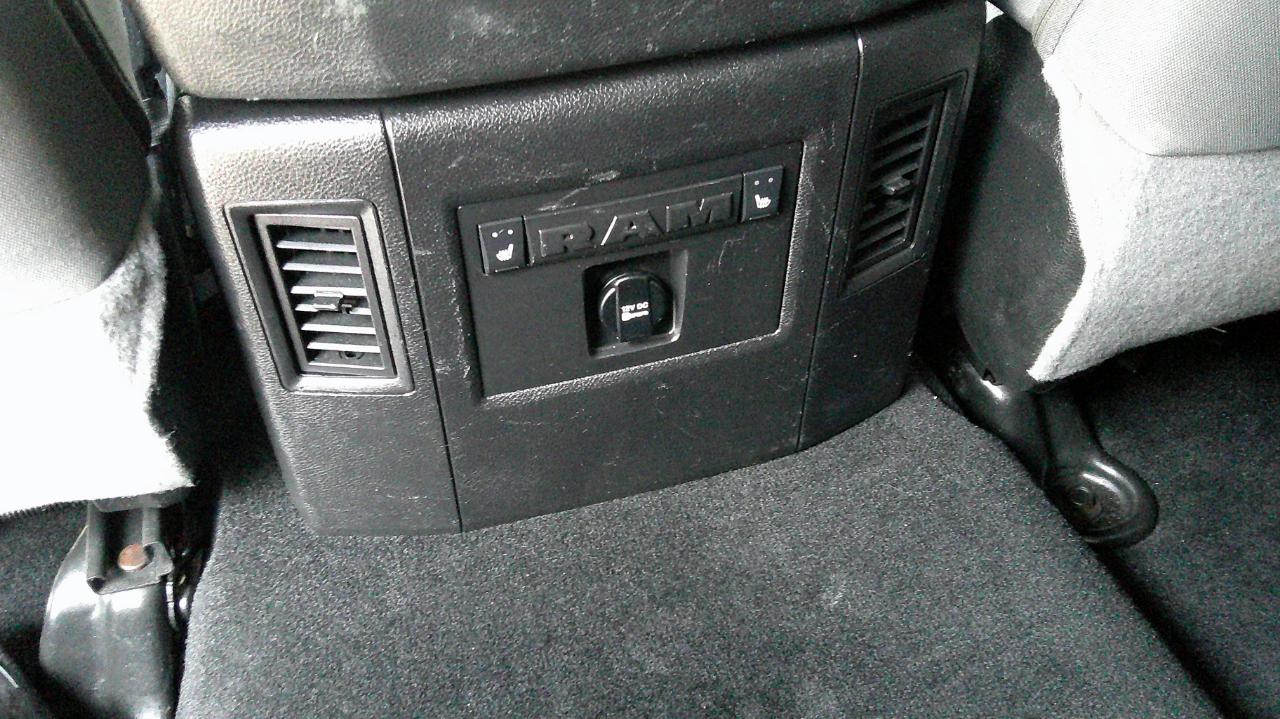 RAM 1500 4WD Crew Cab 140.5" Big Horn 2016