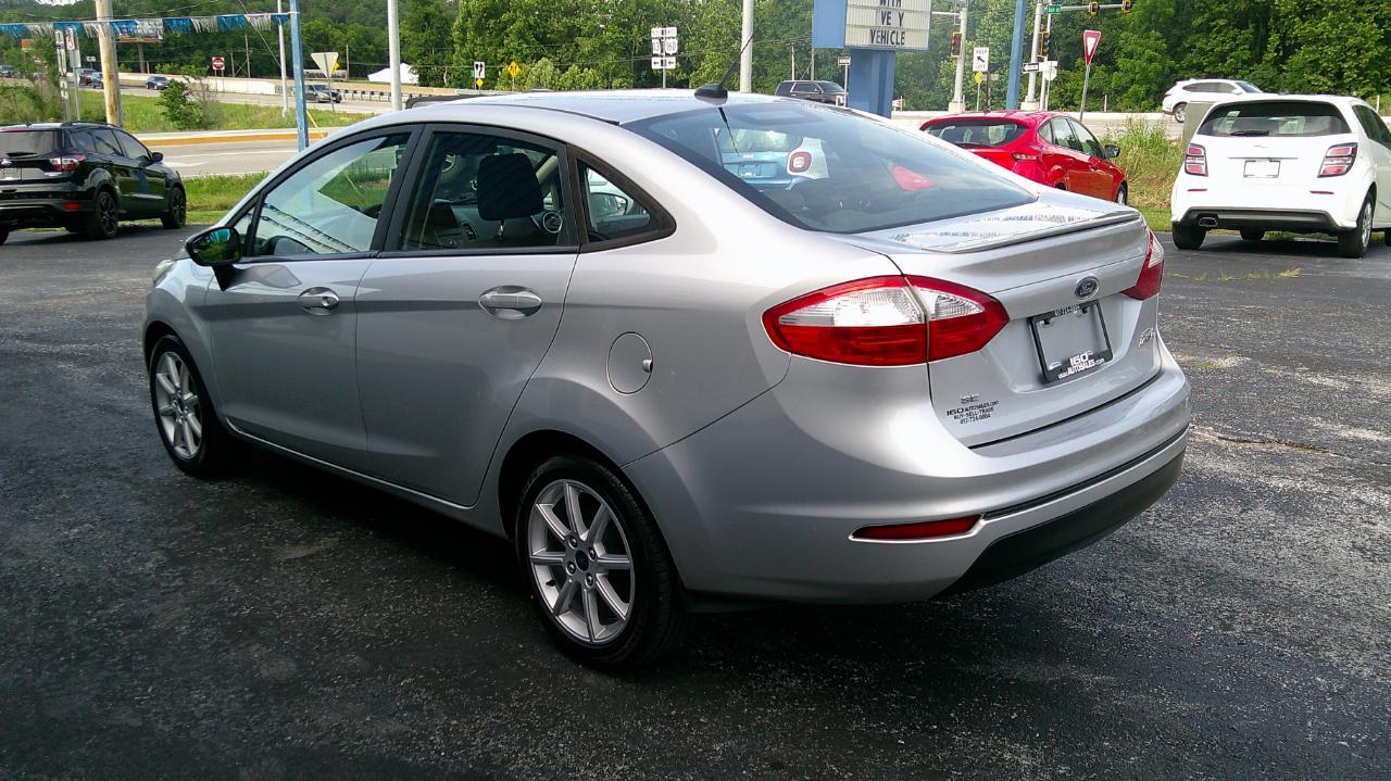 Ford Fiesta SE Sedan 2017