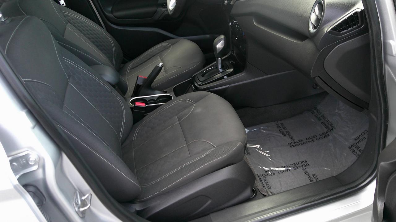 Ford Fiesta SE Sedan 2017