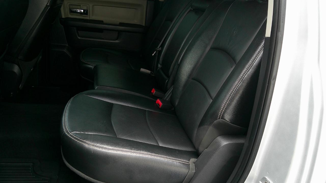 RAM 1500 2WD Crew Cab 140.5" Lone Star 2012