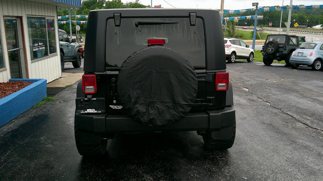 Jeep Wrangler Unlimited 4WD 4dr X 2009