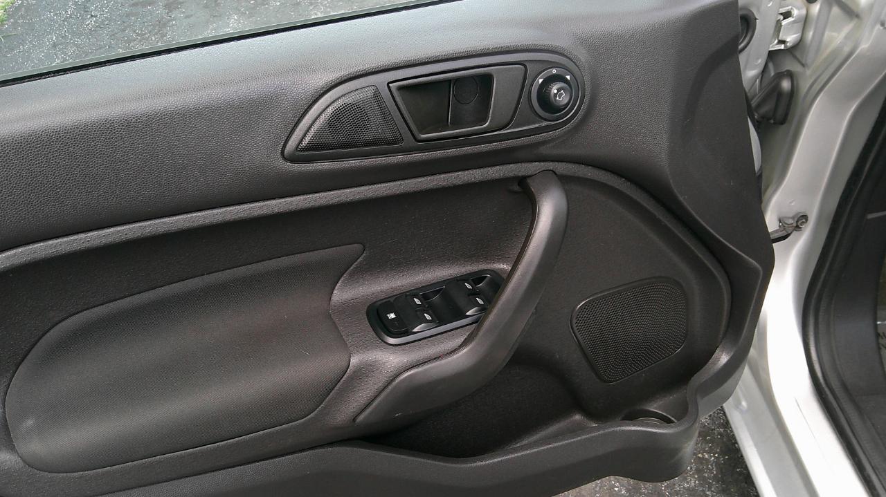 Hyundai Elantra 4dr Sdn Auto GLS (Alabama Plant) 2012