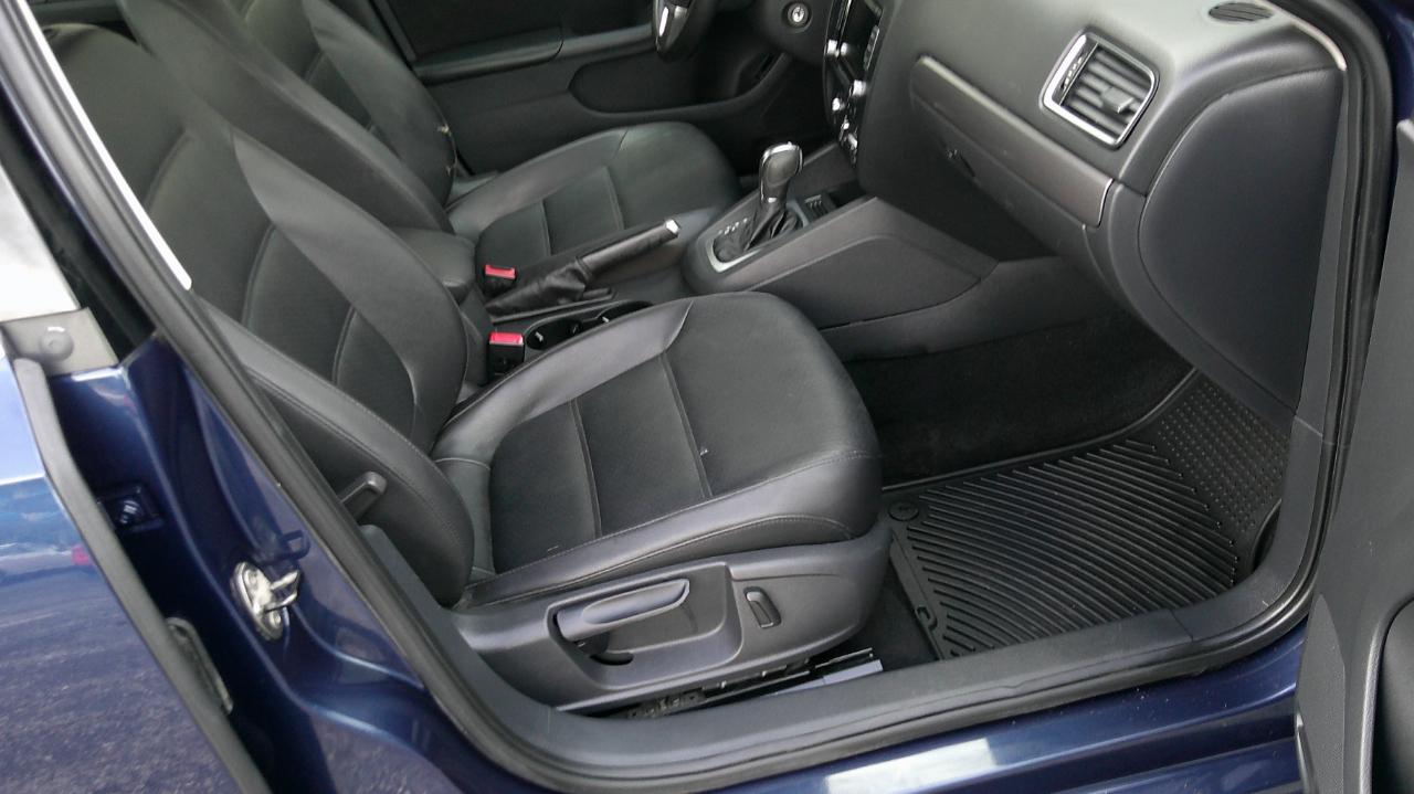 Volkswagen Jetta Sedan 4dr DSG TDI 2014