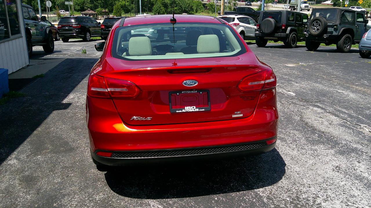 Ford Focus SE Sedan 2018