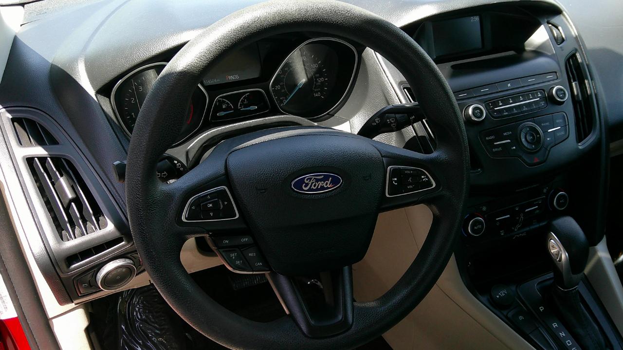 Ford Focus SE Sedan 2018
