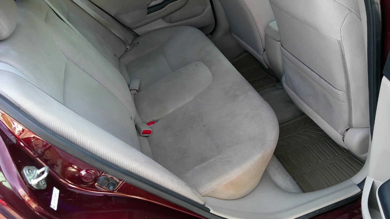 Honda Civic Sdn 4dr Auto LX 2012