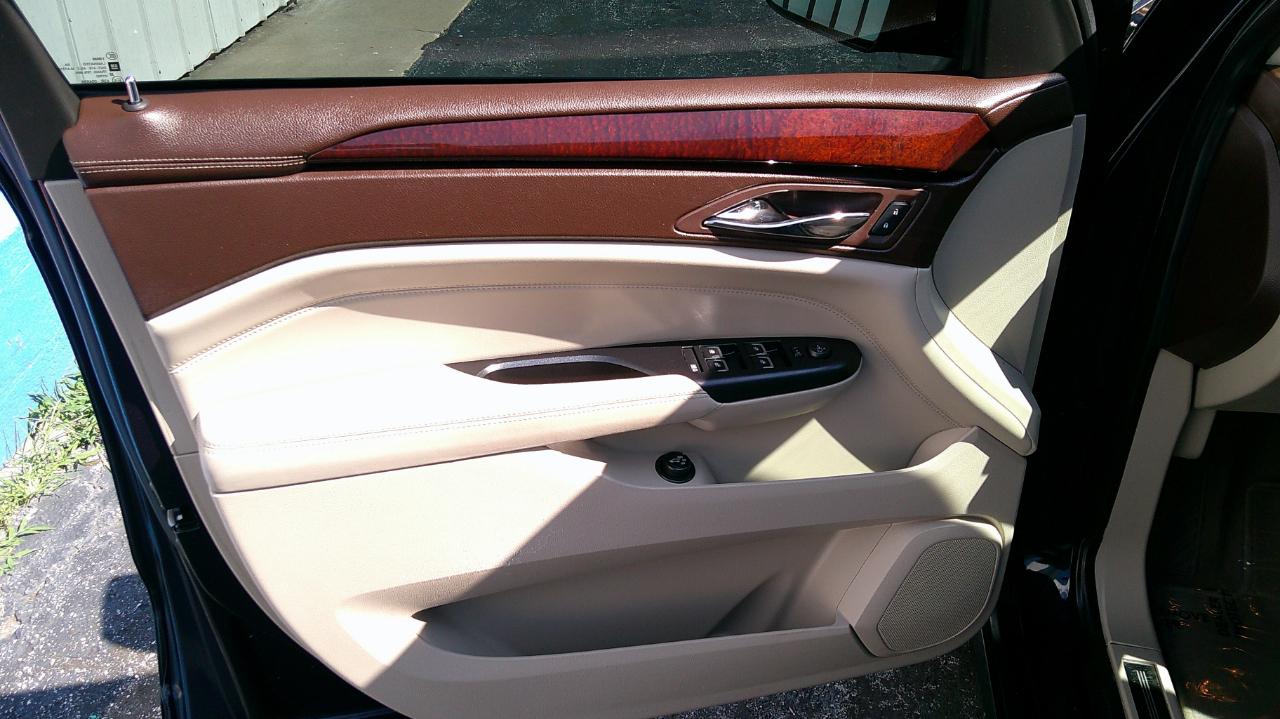 Cadillac SRX FWD 4dr Luxury Collection 2015