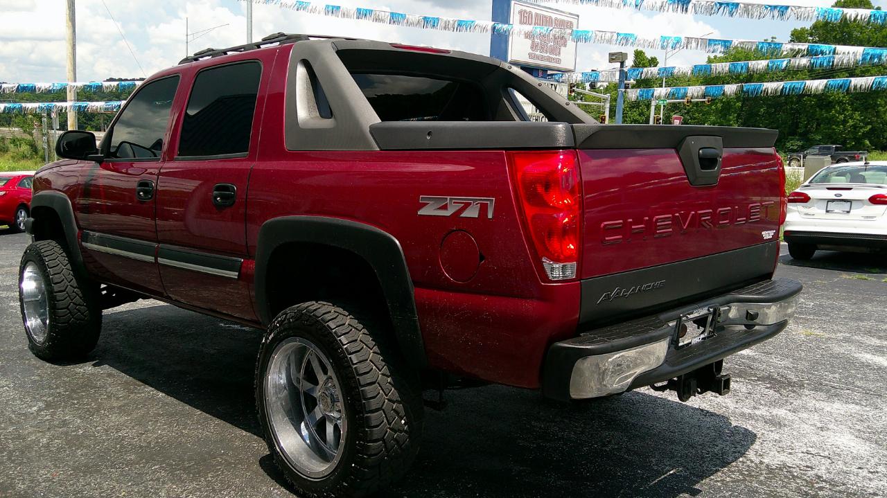 Chevrolet Avalanche 1500 5dr Crew Cab 130" WB 4WD Z71 2005