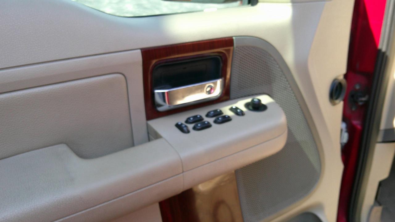 Ford F-150 2WD SuperCrew 139" King Ranch 2007