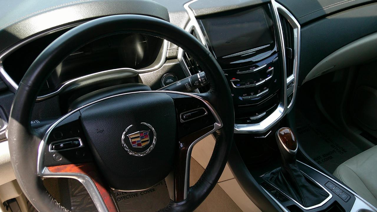 Cadillac SRX FWD 4dr Luxury Collection 2013