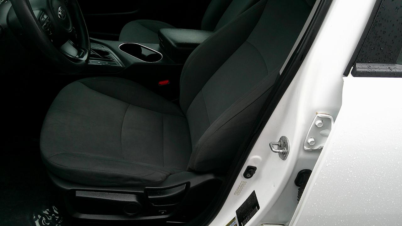Kia Optima 4dr Sdn LX 2015