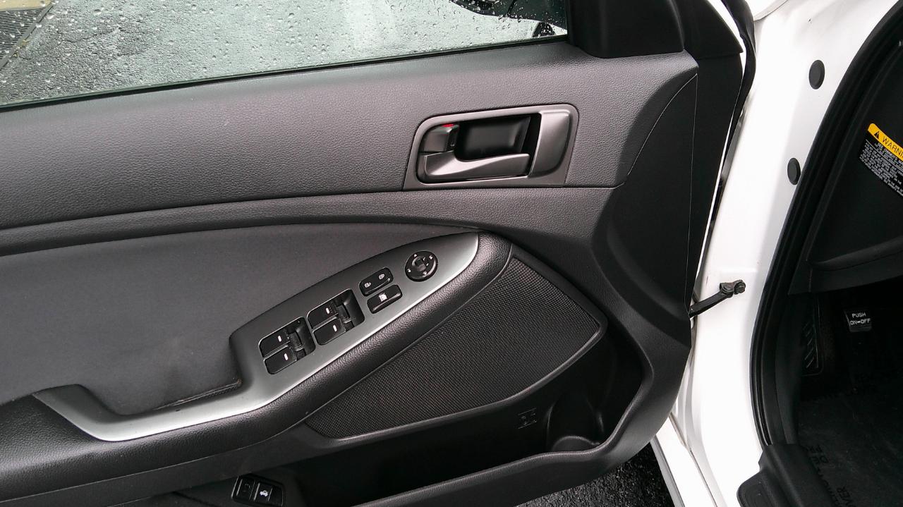 Kia Optima 4dr Sdn LX 2015