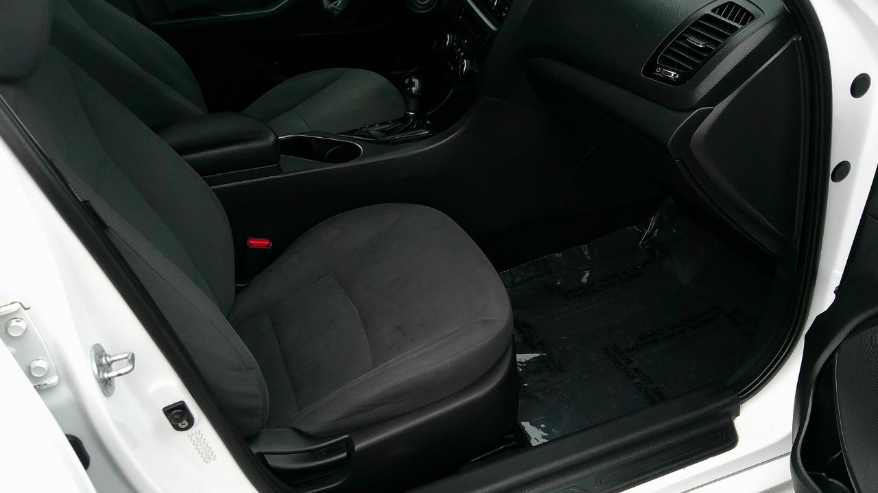 Kia Optima 4dr Sdn LX 2015