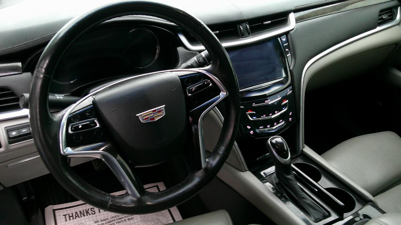 Cadillac XTS 4dr Sdn Premium Collection AWD 2016