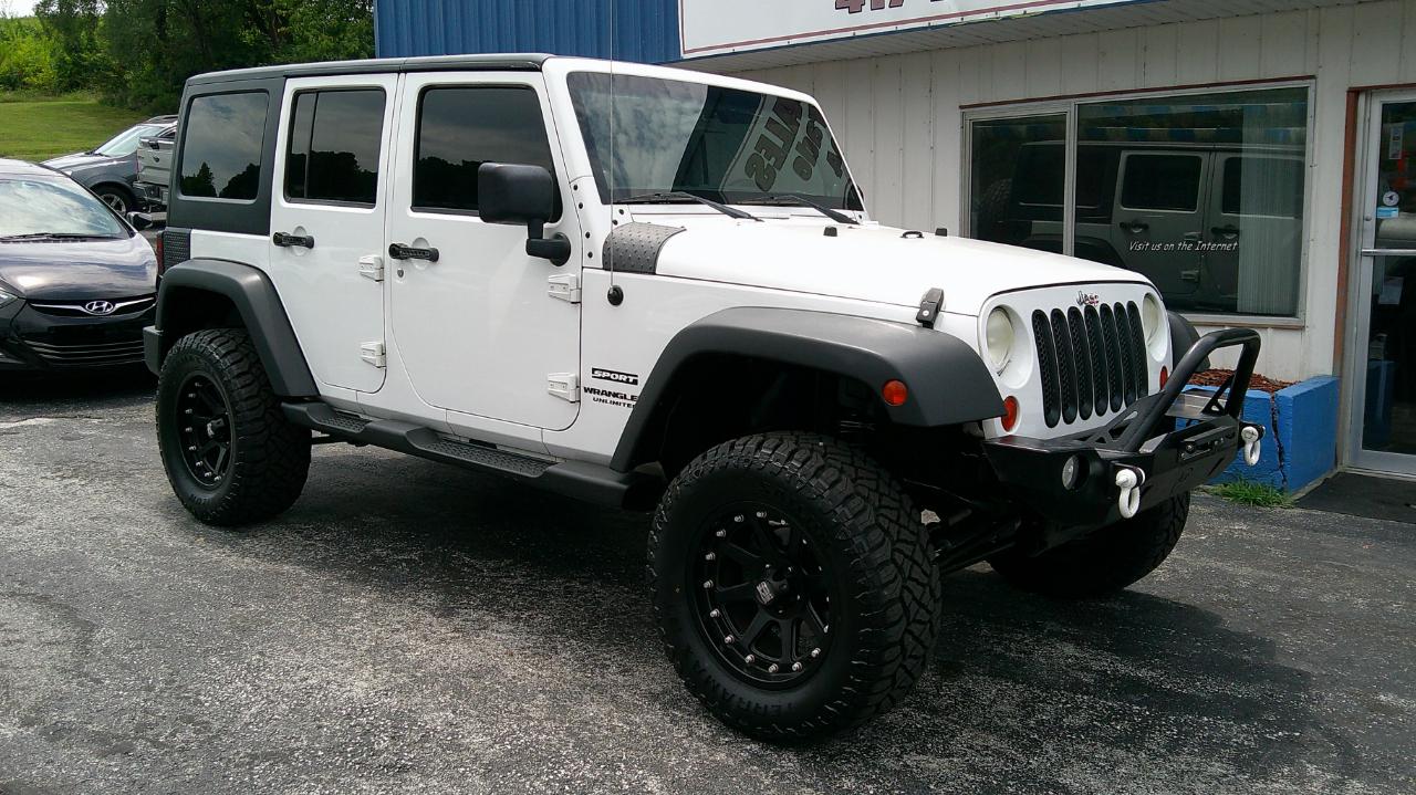 Jeep Wrangler Unlimited 4WD 4dr Sport 2012