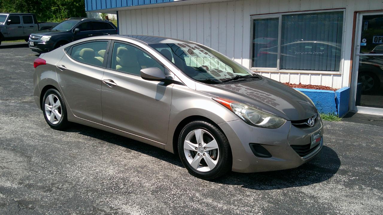 Hyundai Elantra 4dr Sdn Auto GLS 2013