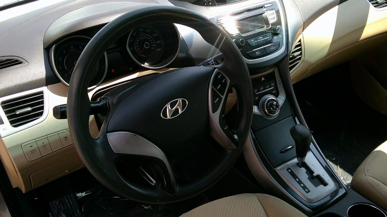 Hyundai Elantra 4dr Sdn Auto GLS 2013