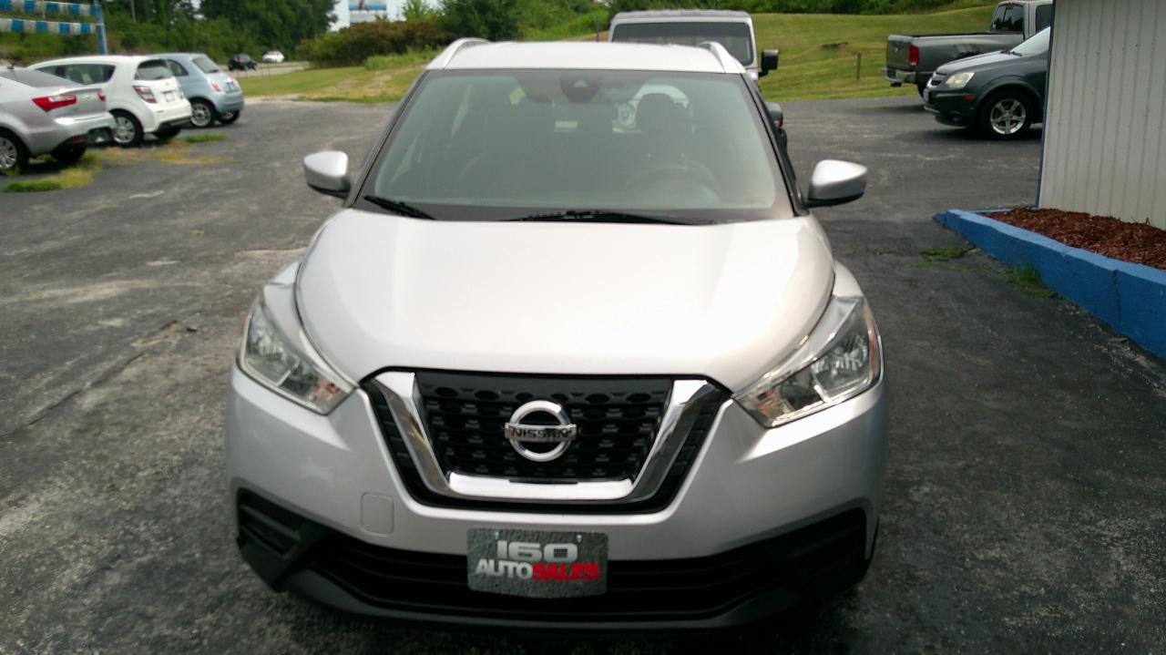 Nissan Kicks SV FWD 2020