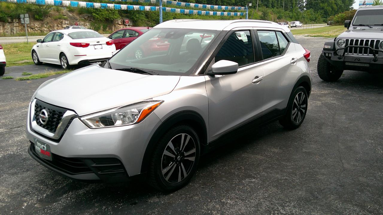 Nissan Kicks SV FWD 2020