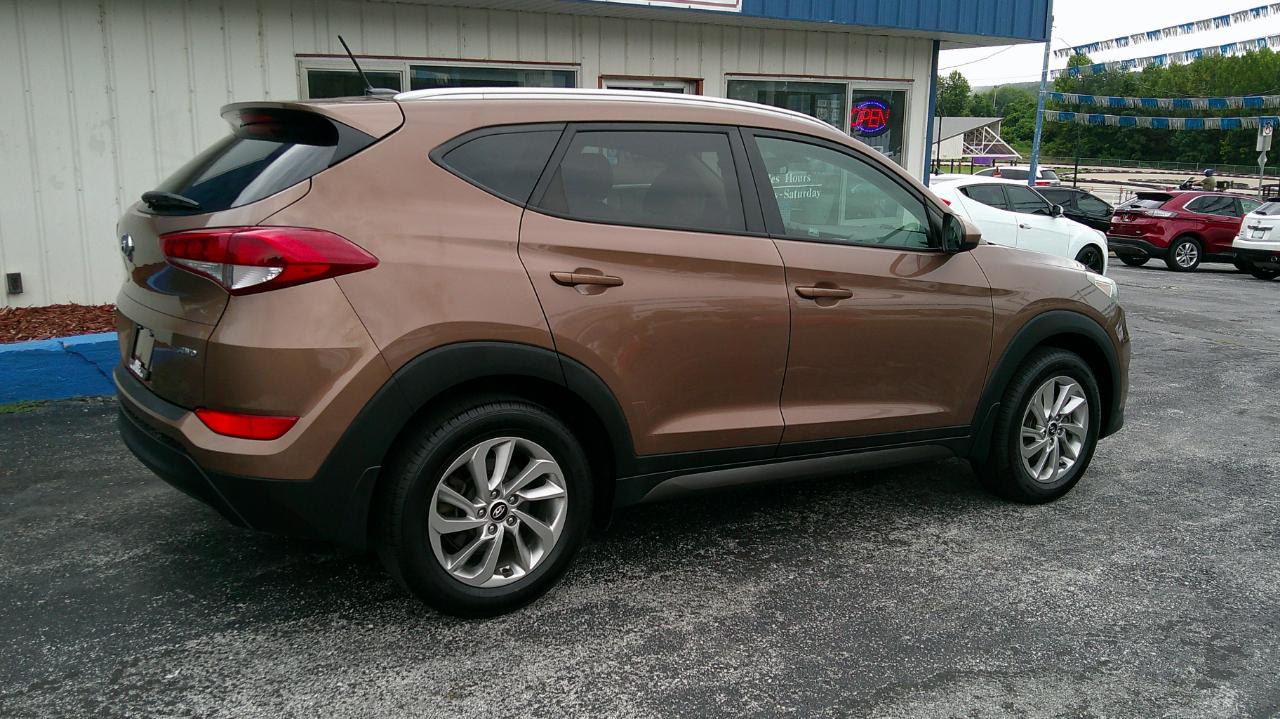 Hyundai Tucson AWD 4dr SE w/Beige Int 2016
