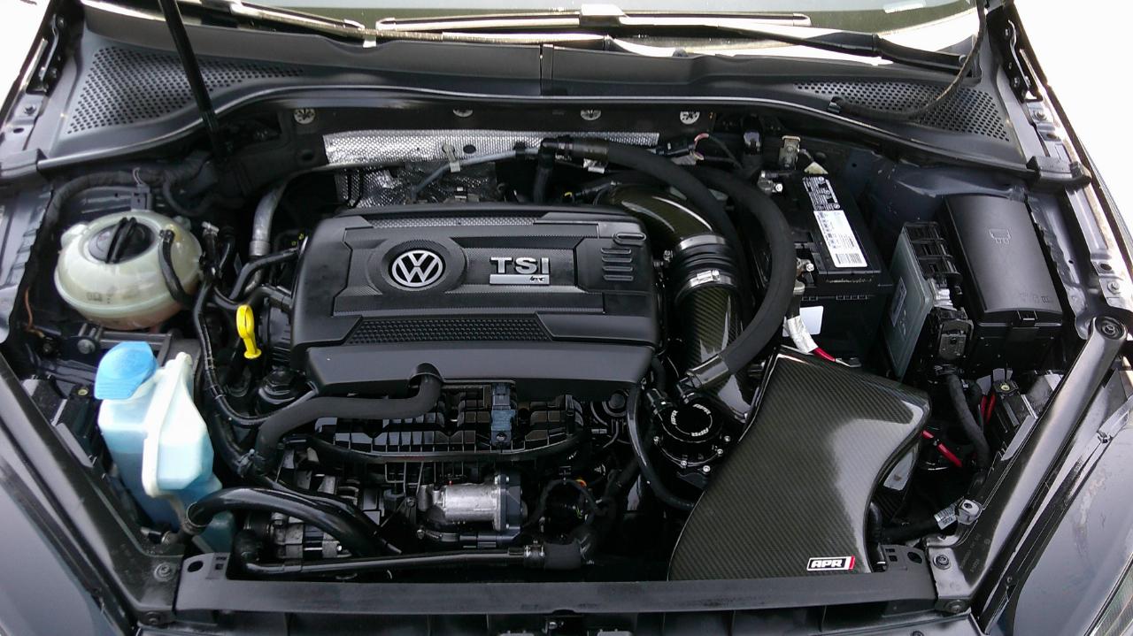 Volkswagen Golf R 4dr HB 2015