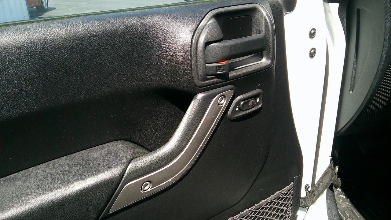 Jeep Wrangler 4WD 2dr Sport 2012