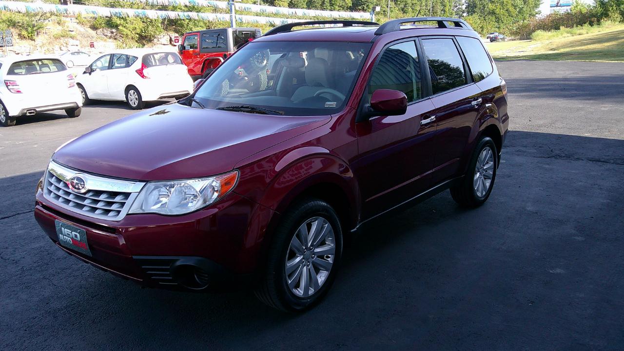 Subaru Forester 4dr Auto 2.5X Premium 2012