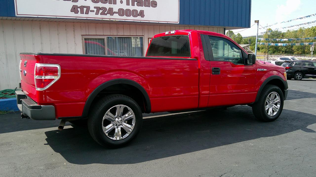 Ford F-150 2WD Reg Cab 145" XLT w/Mid-Box Prep 2010