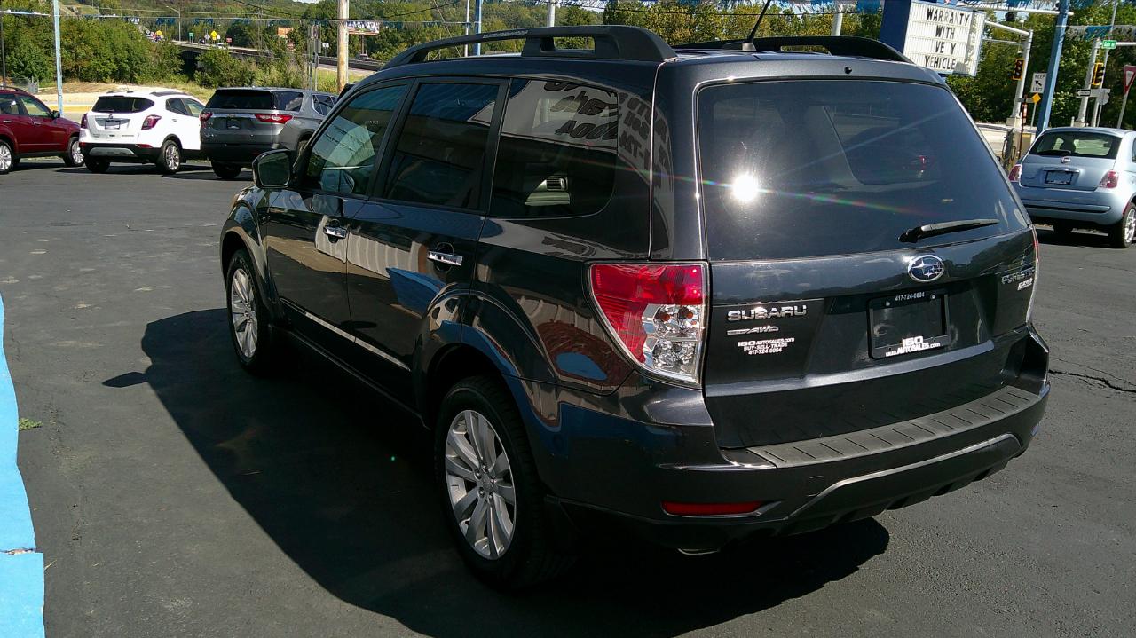 Subaru Forester 4dr Auto 2.5X Premium 2013
