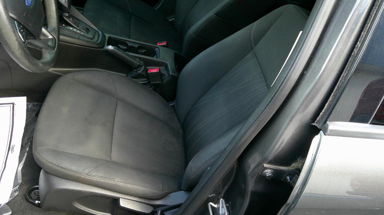 Ford Focus 4dr Sdn S 2016