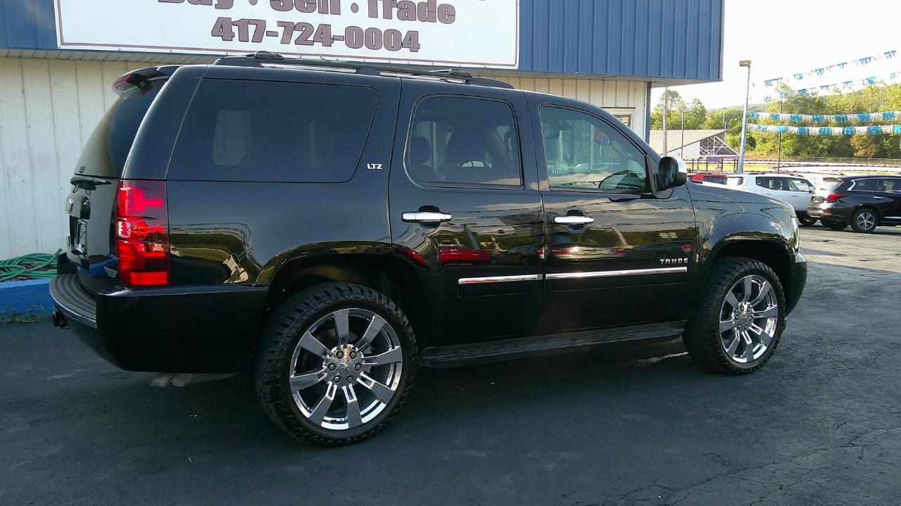 Chevrolet Tahoe 4WD 4dr 1500 LTZ 2013