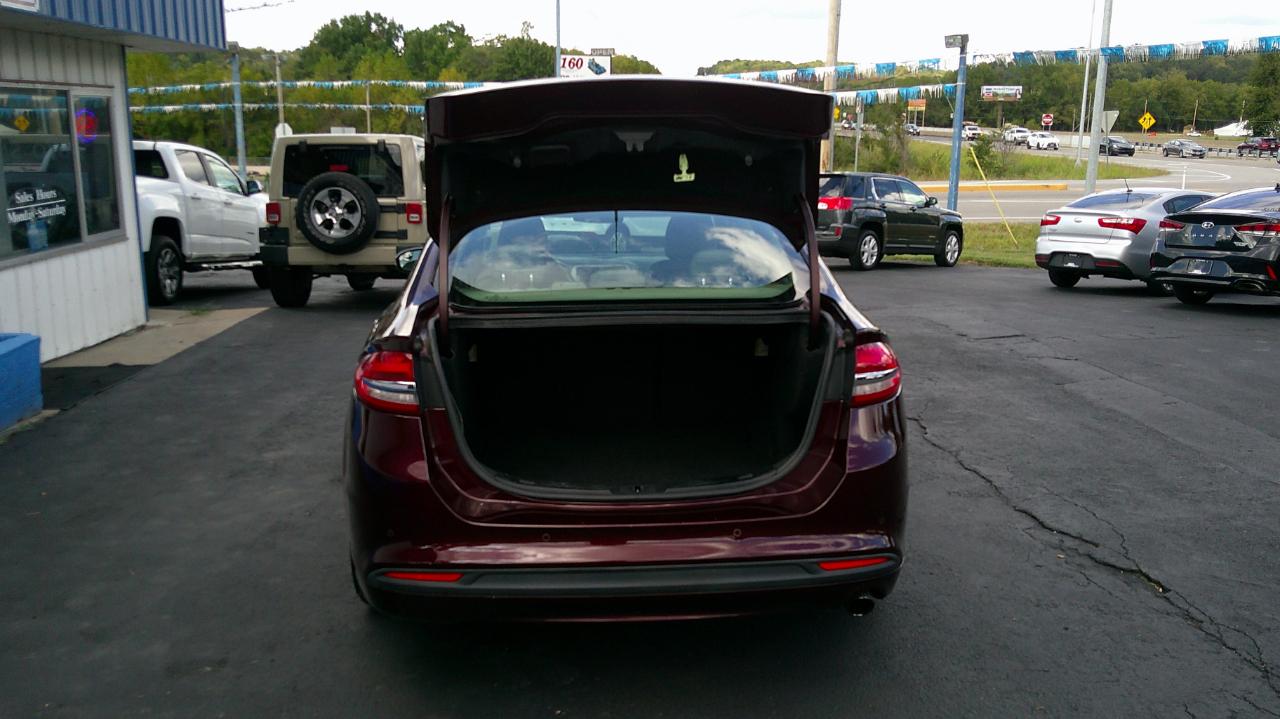 Ford Fusion SE FWD 2017