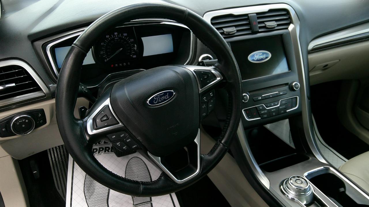 Ford Fusion SE FWD 2017