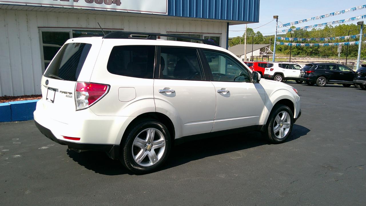 Subaru Forester 4dr Auto 2.5X Premium w/All-Weather Pkg 2010