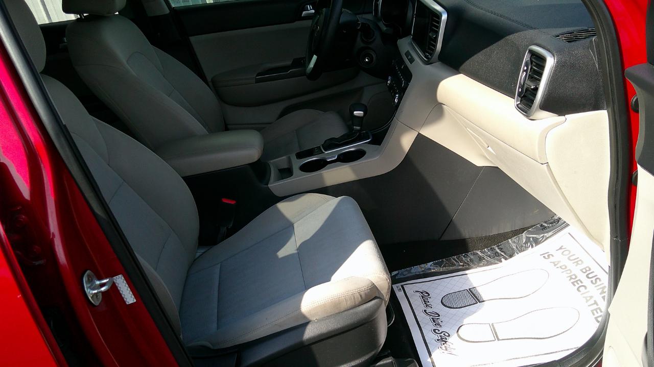 Kia Sportage LX FWD 2021