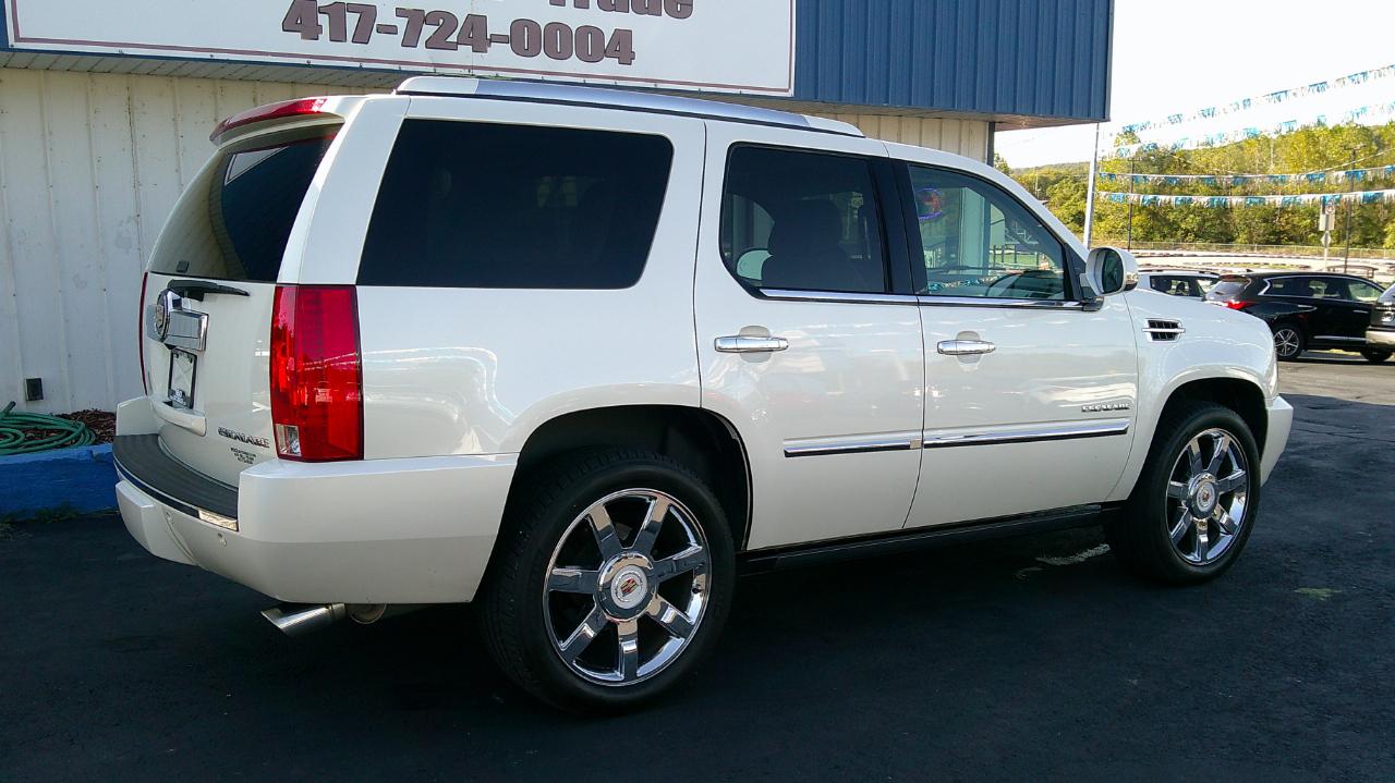 Cadillac Escalade AWD 4dr Luxury 2014