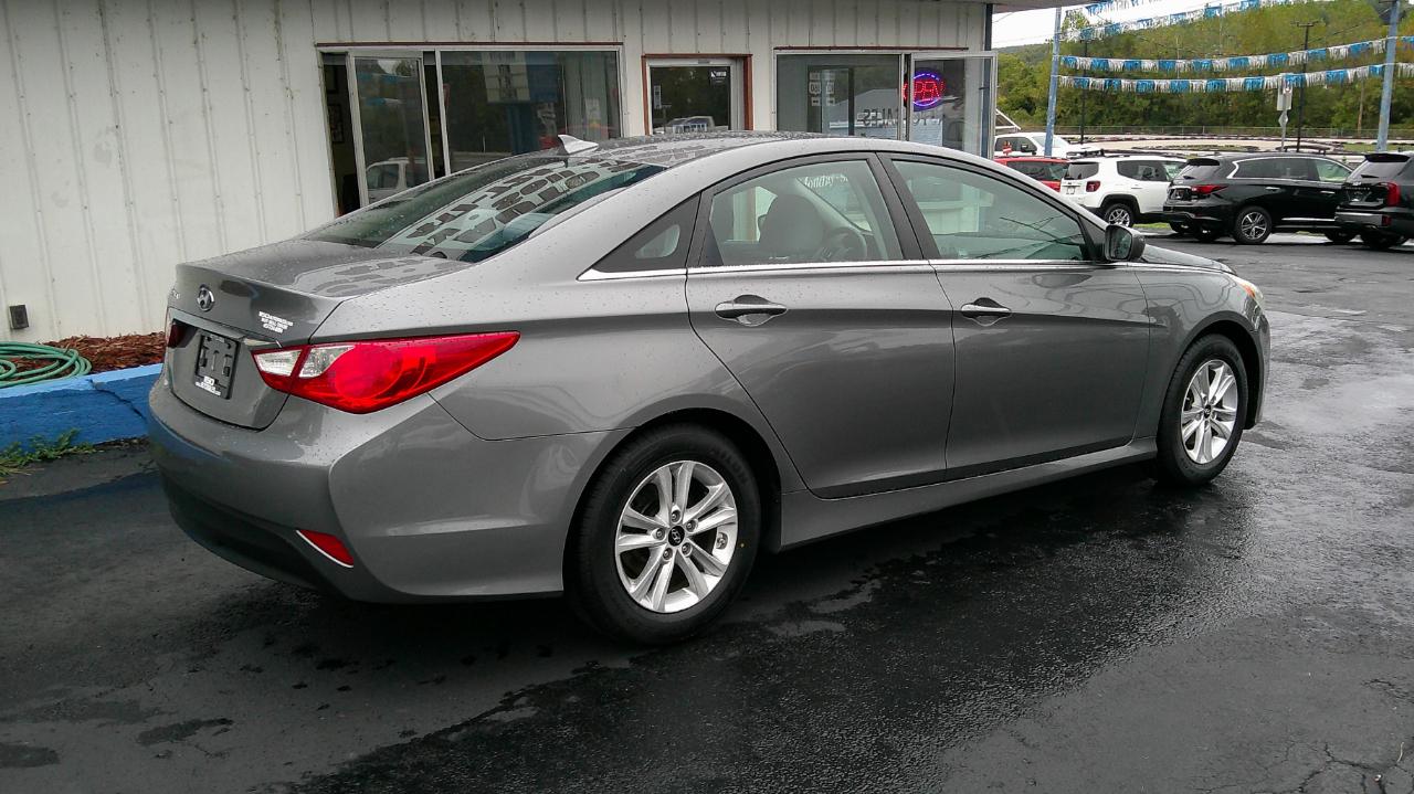 Hyundai Sonata 4dr Sdn 2.4L Auto GLS 2014