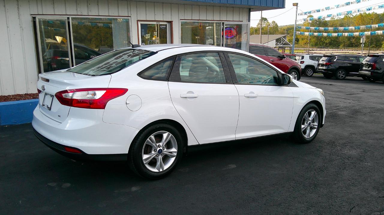 Ford Focus 4dr Sdn SE 2014
