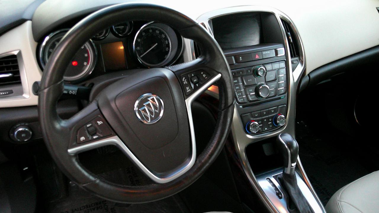 Buick Verano 4dr Sdn Convenience Group 2012