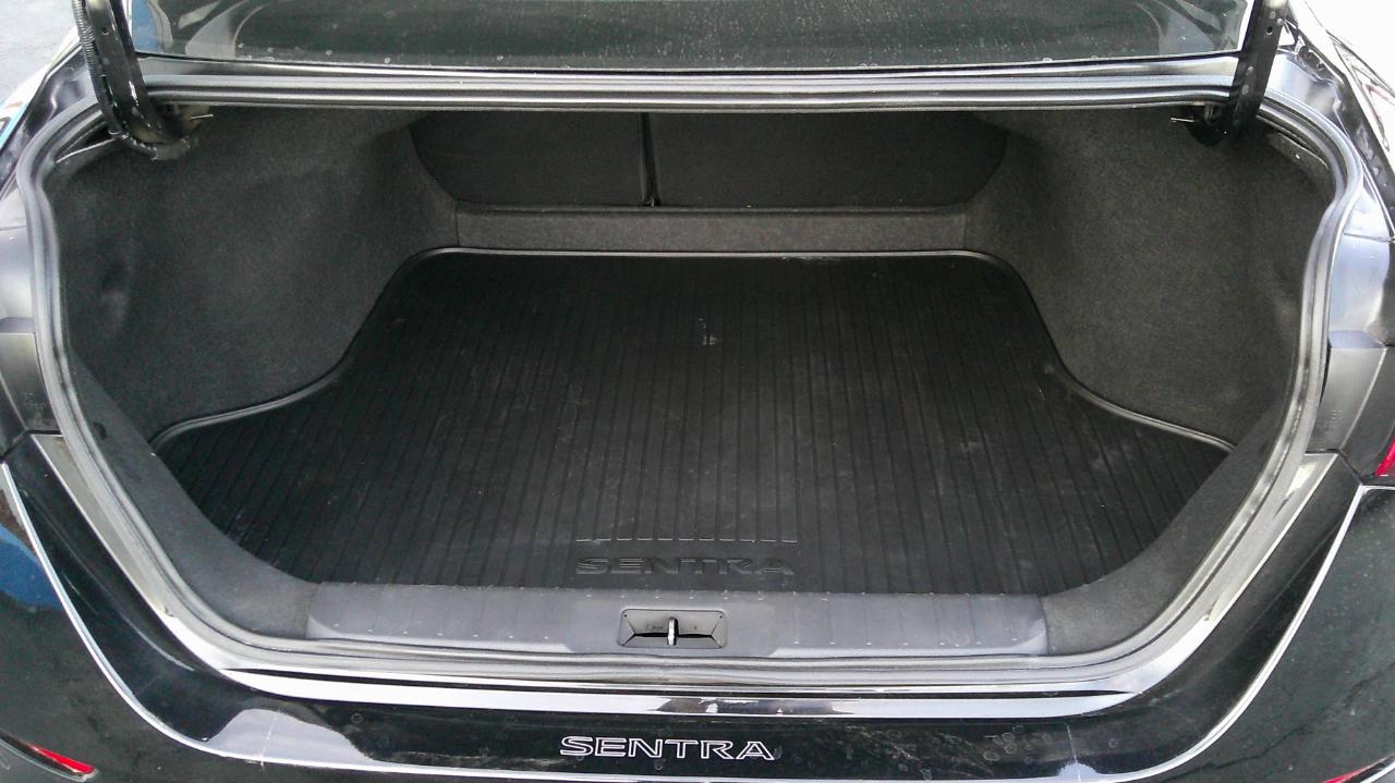 Nissan Sentra S 2024