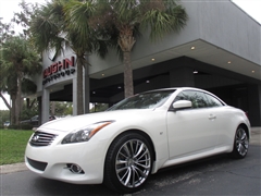 2015 Infiniti Q60 Convertible 