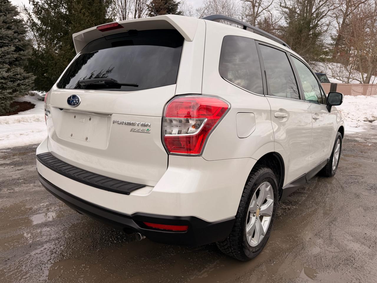 Subaru Forester 2.5i Limited 2015