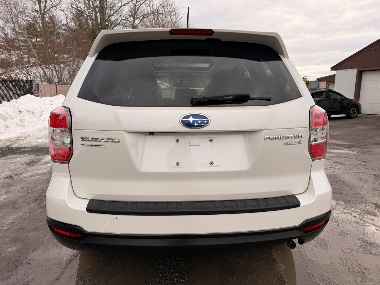 Subaru Forester 2.5i Limited 2015