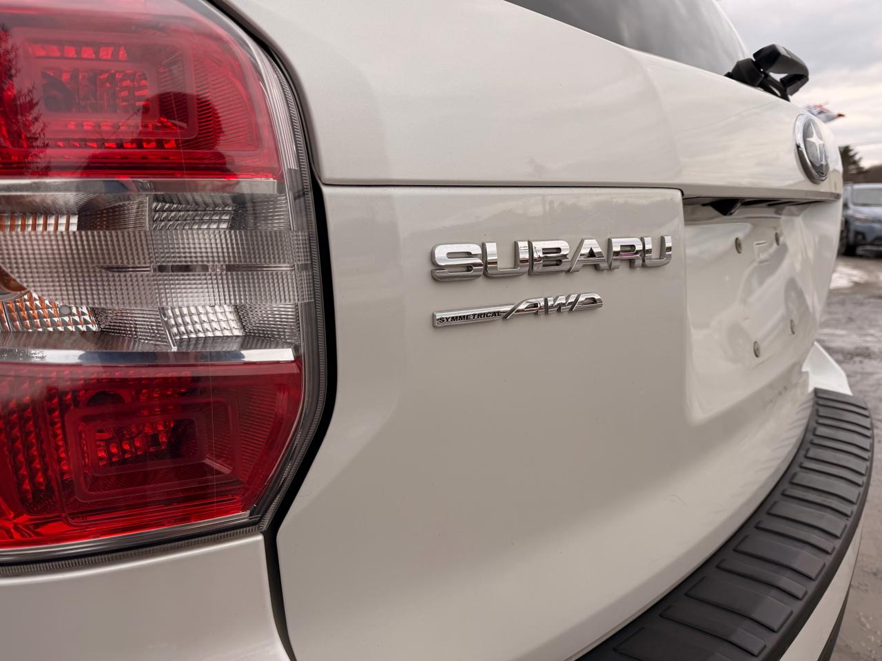 Subaru Forester 2.5i Limited 2015